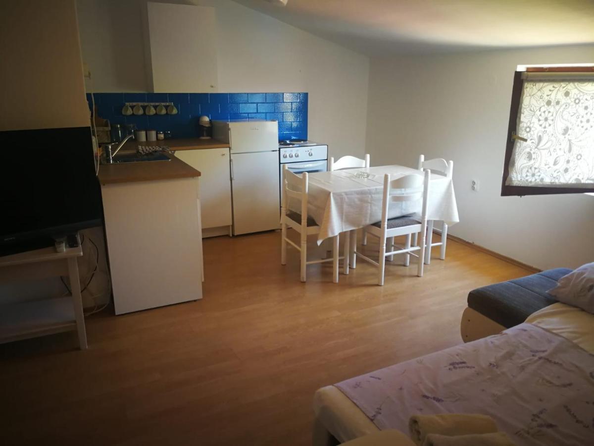 Apartmani Nea Biograd Na Moru Exterior foto