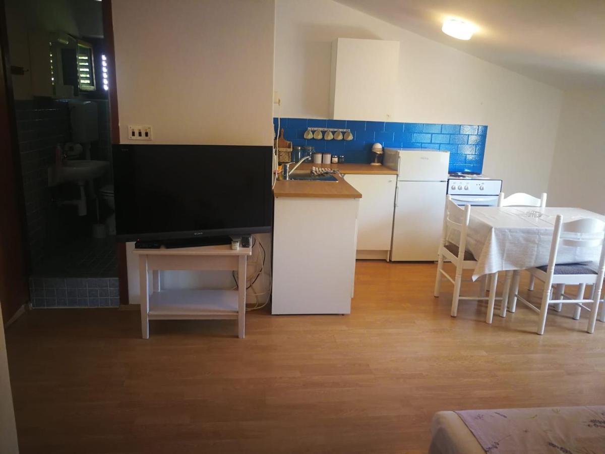 Apartmani Nea Biograd Na Moru Exterior foto